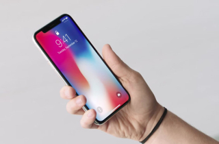 Vì sao bạn không cần iPhone X?