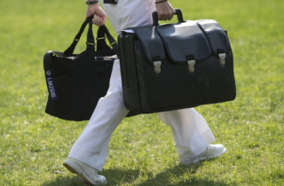 Sự cố \'chìa khóa\' kích hoạt vũ khí hạt nhân Mỹ bị thất lạc năm 2000