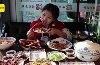 Cô gái ăn nhiều ở Trung Quốc buồn vì bị trêu \'ế chồng\'