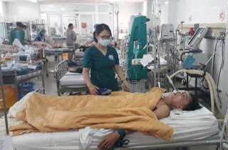 Có được phép dùng bia để giải độc rượu?