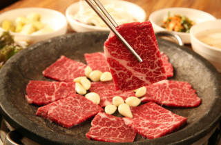 Điều gì xảy ra với cơ thể khi bạn ăn quá nhiều thịt