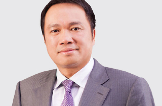 Lãi đậm, tỷ phú Hồ Hùng Anh mở hầu bao tặng nhân viên 160 tỷ đồng