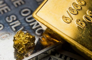 Vàng rơi thẳng đứng sau khi Mỹ - Trung lùi cuộc đàm phán vào tháng 10