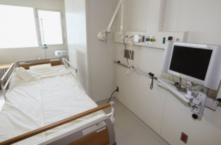 Hơn 80% bệnh nhân ung thư, tim mạch Nhật Bản vẫn làm việc