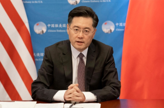 Tân Ngoại trưởng Trung Quốc lần đầu điện đàm với Ngoại trưởng Mỹ