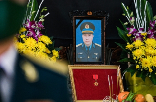 Truy thăng quân hàm cho phi công hy sinh khi bay huấn luyện ở Yên Bái
