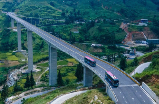 Thông xe toàn tuyến đường nối và cầu cạn cao nhất Việt Nam đi Sa Pa