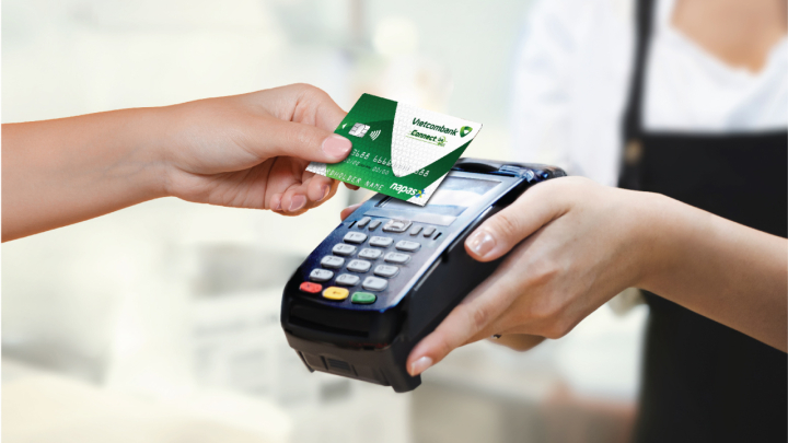 Vietcombank chip contactless - chìa khóa mở ra sự tiện lợi trong xu hướng sống số