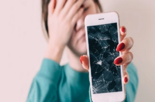 Những thói quen xấu đang làm hỏng smartphone