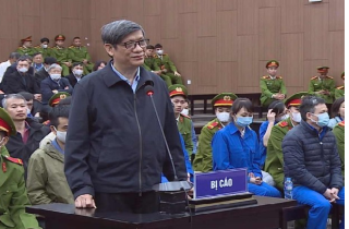Cựu Bộ trưởng Bộ Y tế Nguyễn Thanh Long và 11 bị cáo kháng cáo trong vụ Việt Á