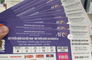 Chợ mạng bán vé trận Việt Nam - Indonesia dưới giá gốc vẫn hiếm người mua