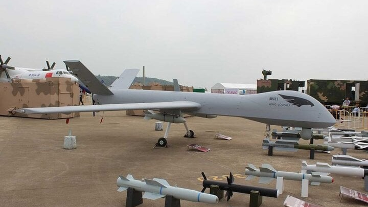 UAV Wing Loong của Trung Quốc ngụy trang thành tua bin gió bị Italia bắt giữ