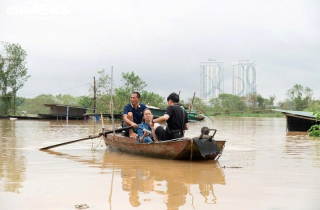 Lũ sông Hồng xuống chậm, nhiều nơi còn ngập úng kéo dài