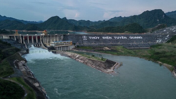 Chỉ còn 10 hồ thuỷ điện xả lũ, lượng xả không đáng kể