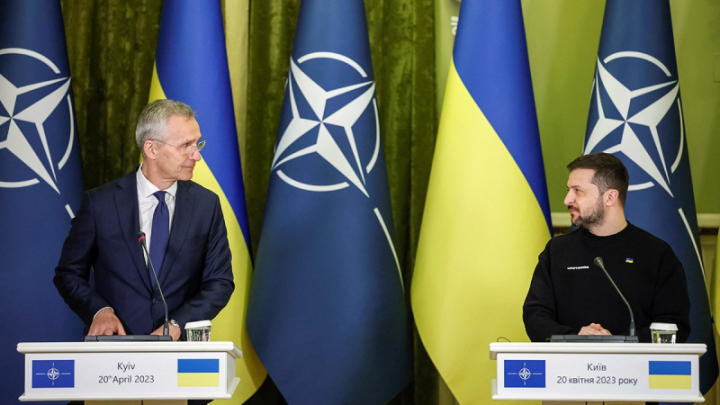 Xa vời lời mời Ukraine gia nhập NATO