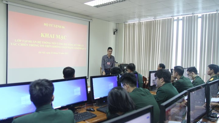 AI ‘đánh giặc’ trên không gian mạng: Đằng sau những trận chiến không tiếng súng