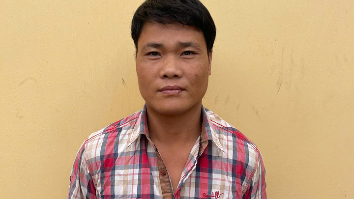 Khởi tố người đàn ông đi vào đường cấm để đón đoàn khách quốc tế, xô đẩy CSGT