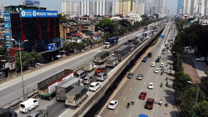 Cấm phương tiện lưu thông ban đêm trên đường Vành đai 3 trên cao, hướng siêu thị Big C - Mai Dịch