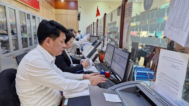 Hà Nội: Không gây khó khăn cho cá nhân, tổ chức khi giải quyết thủ tục hành chính