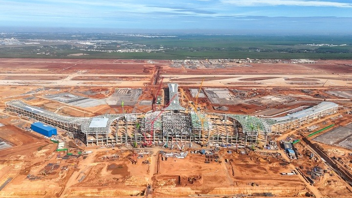 Làm sao để sân bay Long Thành vươn tầm thế giới như Changi, Suvarnabhumi?