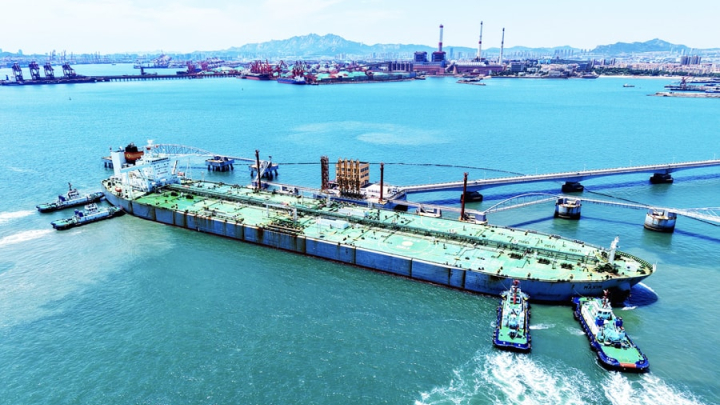 Triển vọng kinh tế toàn cầu 6 tháng cuối năm 2025: Tăng trưởng mong manh trong sóng gió