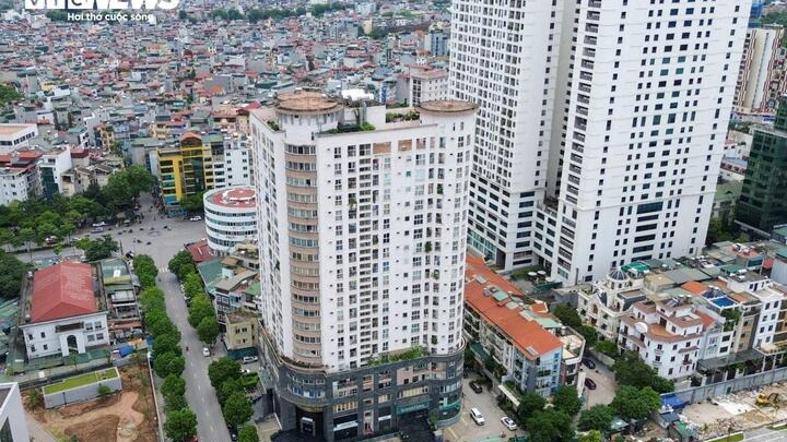 Gánh giá nhà liên tục tăng cao, nhiều người rơi vào vòng xoáy nợ ngân hàng