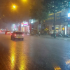 Mưa lớn tiếp diễn, lũ sông Hà Nội lên cao