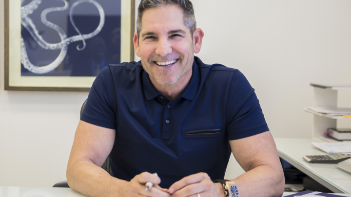 Không chỉ tiết kiệm, phải đầu tư: Cách Grant Cardone xây dựng khối tài sản trăm triệu USD