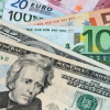 Đồng USD suy yếu trước sự trỗi dậy của đồng euro