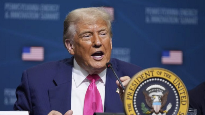 Ông Trump muốn Nga - Ukraine thiết lập hòa bình trước ngày 8/8