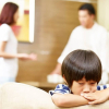 Vợ chồng không ai chịu nuôi con khuyết tật, quan tòa tức giận không cho ly hôn