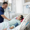 Sốc nhiễm khuẩn, tràn dịch màng phổi sau lần chế biến thịt lợn