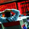 VN-Index mất 13 điểm, một cổ phiếu bất ngờ 'nổi sóng'