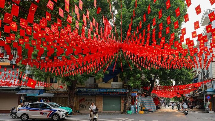 Đến Hà Nội xem diễu binh A80, đừng bỏ lỡ các địa điểm checkin tuyệt vời này