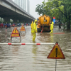 Hà Nội: Tiếp tục mưa, nước rút chậm tại nhiều điểm úng ngập