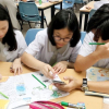 Hà Nội siết chặt quản lý việc học sinh sử dụng điện thoại trong trường học