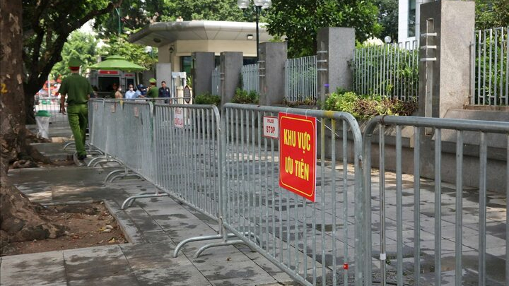 Công an Hà Nội dành 5.000 chỗ ngồi cho cựu chiến binh, người cao tuổi xem A80