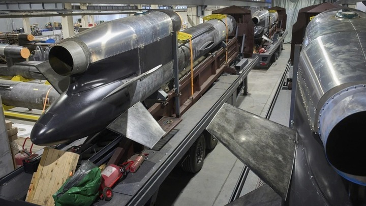 Ukraine trình làng mẫu tên lửa hành trình tầm bắn 3.000 km