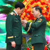 Đại tướng Phan Văn Giang và nhiều lãnh đạo Bộ Quốc phòng nhận Huân chương Quân công