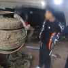'Nghiên cứu' tiểu thuyết trộm mộ, người đàn ông đào được 20 báu vật trong mộ cổ