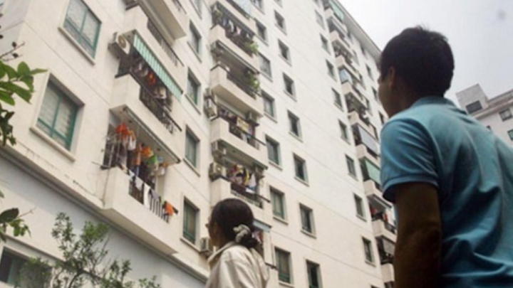 Cảnh báo dòng tiền “ồ ạt” vào bất động sản