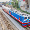 Đường sắt chạy thử nghiệm đôi tàu đưa đón công nhân, viên chức Hải Phòng đi làm