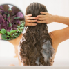 Cách gội đầu bằng nước lá tía tô để ngăn rụng tóc