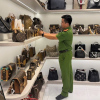 Thu giữ hơn 1.000 sản phẩm thời trang nghi giả thương hiệu nổi tiếng ở Đà Nẵng