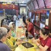 Giá vàng lao như 'con tàu không phanh', nhà đầu tư không nên leo lên lúc này