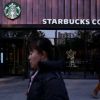 Starbucks bán bớt cổ phần, rút lui chiến lược khỏi Trung Quốc?