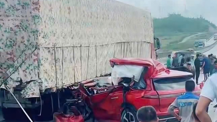 Thông tin mới nhất vụ tai nạn làm nhiều người thương vong trên cao tốc Thanh Hóa