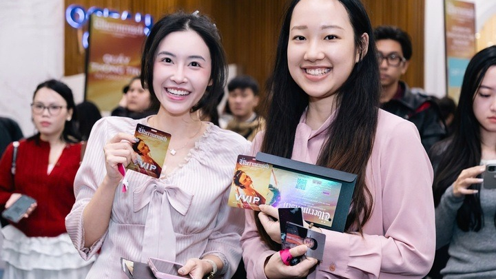 Fan đổ về Ocean City check in G-DRAGON 2025 WORLD TOUR [Übermensch] IN HANOI