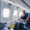 Vì sao không phải ai cũng được ngồi ghế cạnh cửa thoát hiểm trên máy bay?