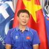 HLV Kim Sang-sik: 'Vợ tôi tắt tivi khi U22 Việt Nam bị dẫn 0-2'